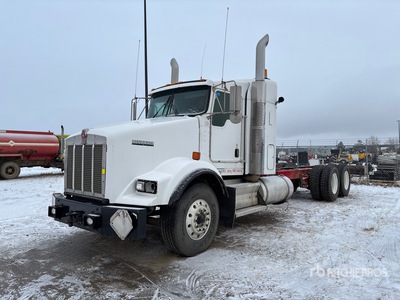 2009 Kenworth T800 6x4 Sleeper Cab and Chassis (Inoperable)