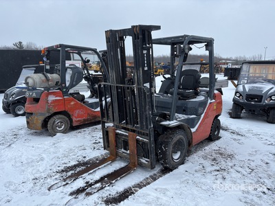 2015 Toyota 8FGU25 4500 lb Cushion Tire Chariot Élévateur