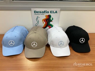 Quantity of (30) Caps Indumentaria