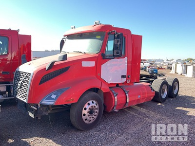 2022 Volvo VNL CNG 6x4 تراكتور شاحنة نهارية (ثنائية المحور)