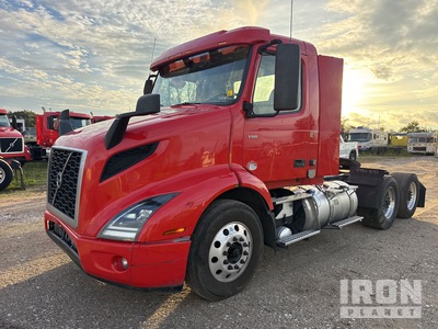 2022 Volvo VNR 6x2 T/A Day Cab Truck Tractor