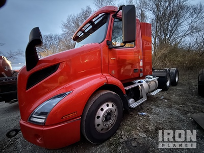 2021 Volvo VNR 6x2 T/A Day Cab Truck Tractor (Inoperable)
