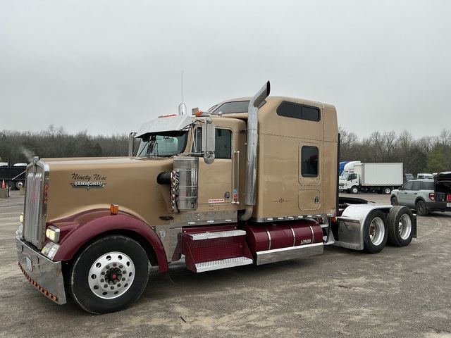 1999 Kenworth W900 6x4 T/A Sleeper Truck Tractor 1999 Kenworth W900 6x4 T/A Sleeper Truck Tractor