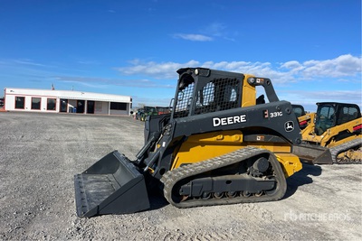 2017 John Deere 331G Compact Track Loader