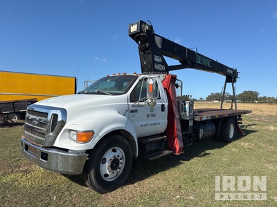 Terex BT3470 34000 lb Straight Boom on 2004 Ford F-750 XL 4x2 Boom Truck