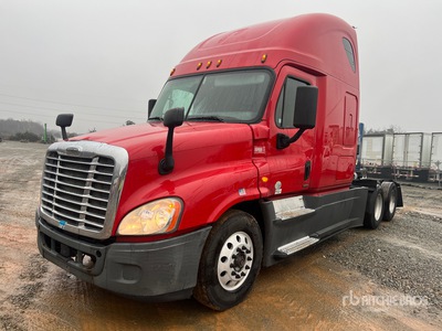 2016 Freightliner Cascadia 125 6x4 T/A Sleeper Truck Tractor