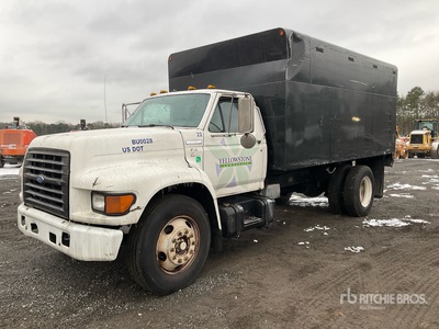 1997 Ford F800 4x2 チップトラック
