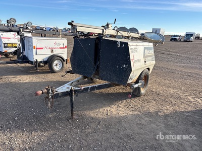 2012 Allmand Maxi Lite を見 Light Tower (Inoperable)