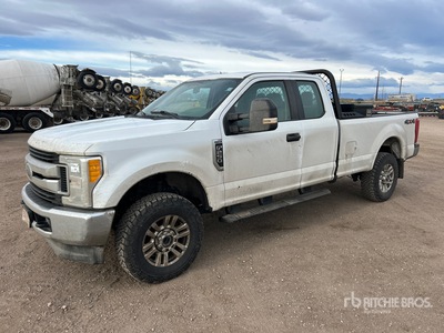 2017 Ford F-250 STX 4x4 Extended Cab Pickup