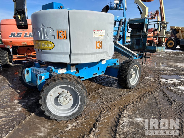 ELEVADOR ARTICULADO 2014 GENIE 4WD Z4525