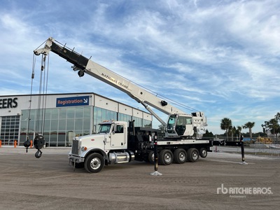 2017 National NTC55128 55 ton Straight Boom on 2018 Peterbilt 365 8x6 Autocarro con braccio sollevamento