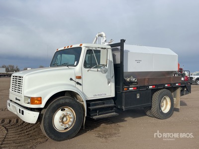 1993 International 4000 4x2 Water Truck