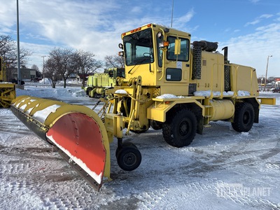 1993 Oshkosh HB-2518-MP3 Snow Plow Truck