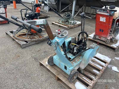 2005 Target MC-18-5A Scie à béton à contrôle arrière