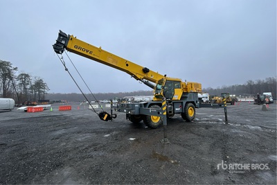 2016 Grove RT530E-2 60000 lb 4x4 Rough Terrain Crane