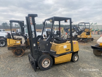 2004 Yale GP050RGEUAE 4000 lb Electric Forklift