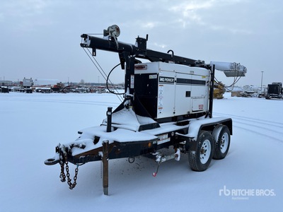 2014 Multiquip DCA-20SPXU4CAN 20 kW を見 Light Tower