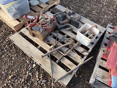 Quantity of Pins And Hitches