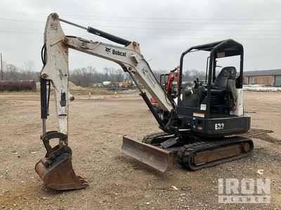 2014 Bobcat E32 Mini Excavator