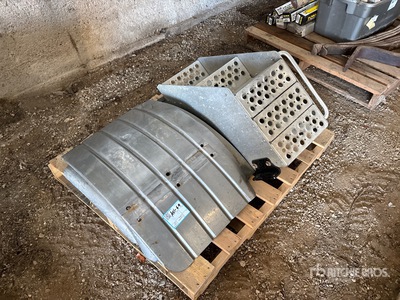 Semi-Truck Aluminum Steps