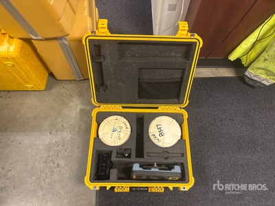 Quantity of (2) Trimble R8 GPS 450-470 MHz Base/Rover Receivers