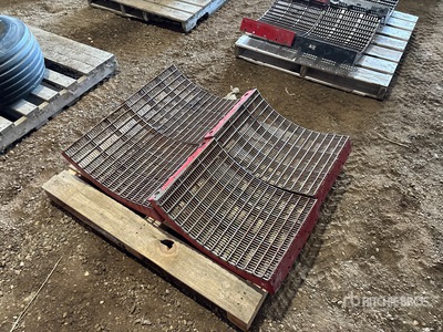 Quantity of (4) Small Wire الرف الجامع