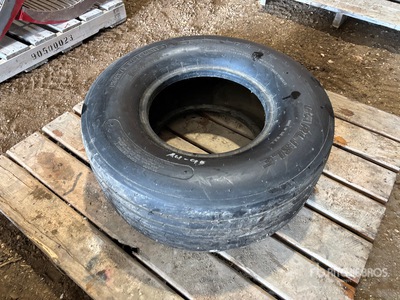 Carlisle 12.5L-15FI Tire (Unused)