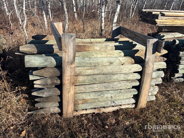 Quantity of (50) x 5 ft 5 in Fence Posts | Ritchie Bros. Auctioneers