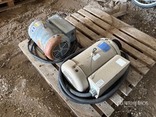 Quantity of (2) Moteur électrique