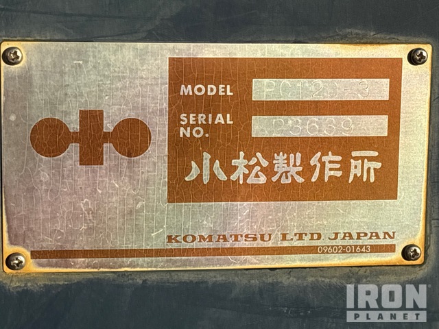 EXCAVADORA KOMATSU PC120