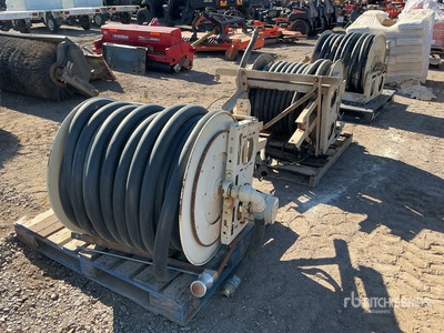 Quantity of (4) Schlauchtrommel