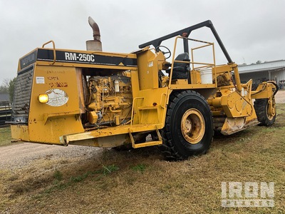 2003 (unverified) Cat RM-250C Wheel Soil Stabilizer Reclaimer