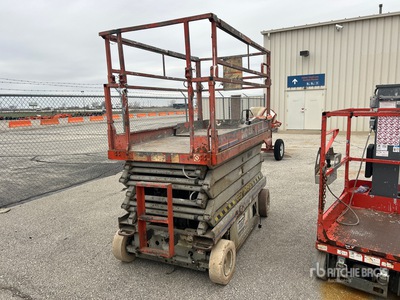 Skyjack SJIII4830 Electric Scissor Lift