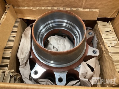 (3) Ruta Supplies 2062410 Vehicular Wheel Hubs