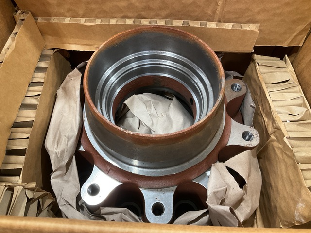 (3) Ruta Supplies 2062410 Vehicular Wheel Hubs