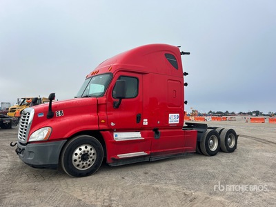 2016 Freightliner Cascadia 125 6x4 T/A Sleeper Truck Tractor