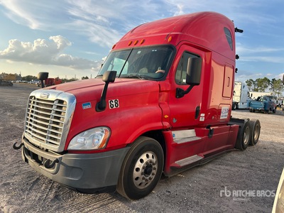 2016 Freightliner Cascadia 125 6x4 T/A Sleeper Truck Tractor
