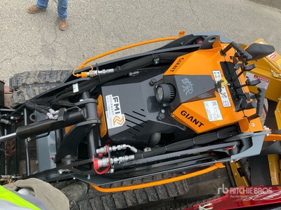 2024 Giant GS950T Mini Skid Steer Loader