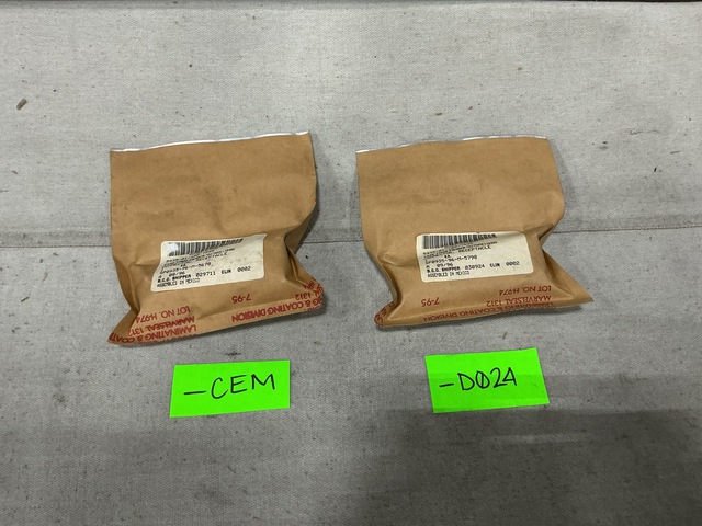 (168) Amphenol MS27505E13B98S Electrical Receptacle Connectors