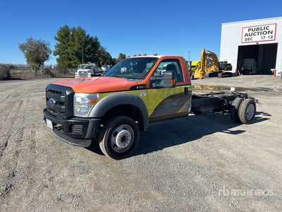 2011 Ford F-450 4x2 Cab and Chassis