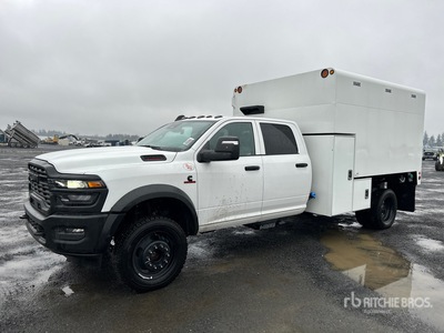 2025 Ram 5500 Tradesman 4x4 Crew Cab Hackschnitzel-Lkw (Unused)