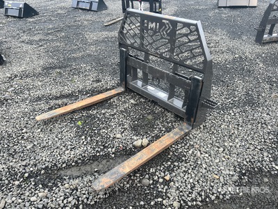 2022 Stanley 106760-102030 42 in Widły do miniładowarek