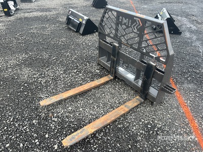 2022 Stanley 106760-102030 42 in Widły do miniładowarek