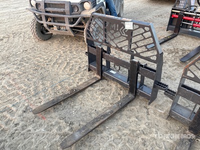 2022 Paladin 30945 42 in Widły do miniładowarek