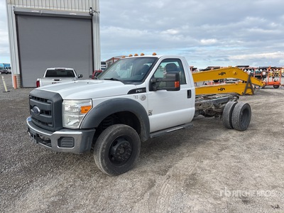 2016 Ford F-550 XL 4x4 Autocarro cabina e telaio