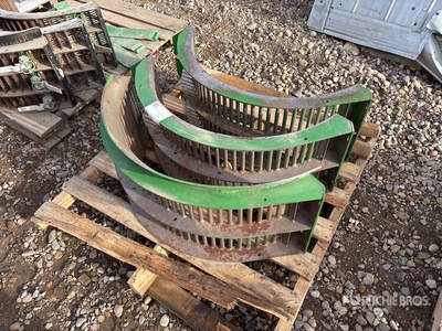 Quantity of John Deere Large Wire Combine Concave