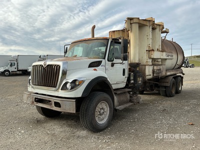 2009 International 7600 6x4 Vacuum Tanker Truck (Inoperable)