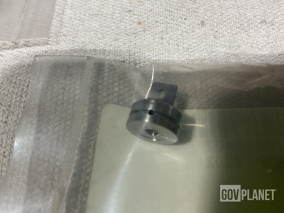 (3) Equs Logistics 716538-2 Bearing Retainers