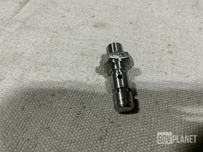 (27) Eurocopter 360A75-1072-20 Tube to Boss Straight Adapters