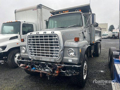 1978 Ford 6x4 T/A Camión dumper (Inoperable)